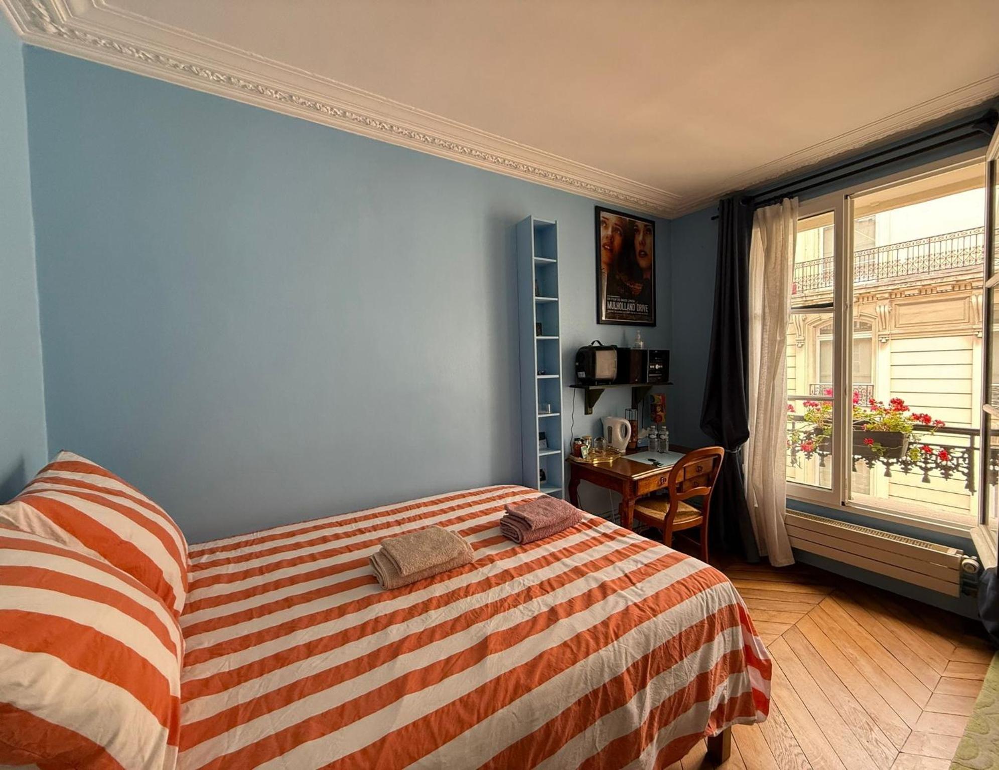 Bergere Opera Trevise - 2 Connecting Rooms With Private Bathroom And 1 Study Room - 35 M2 Paris Luaran gambar